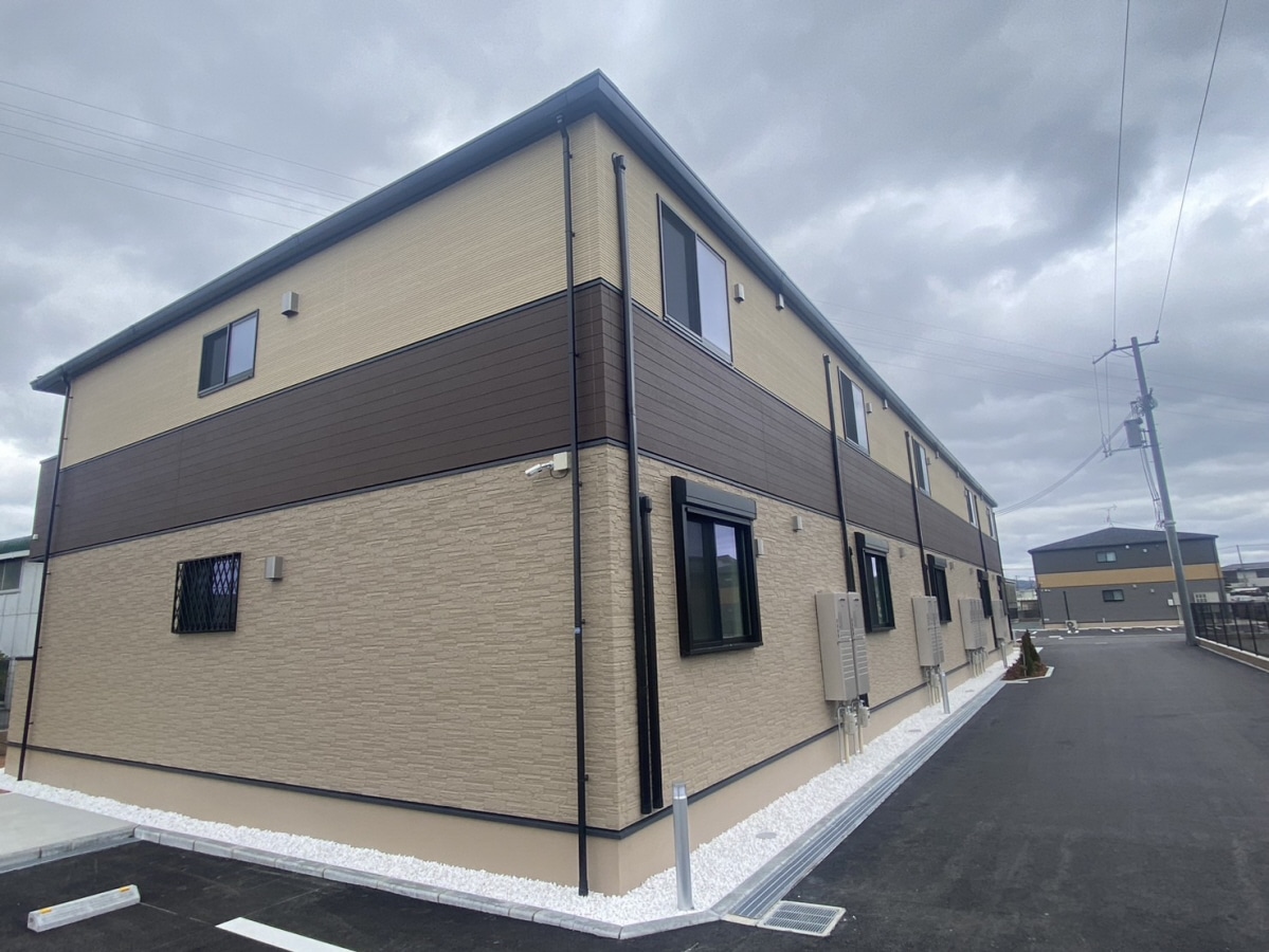 カミーノクラントーノ　ウーノの物件外観写真