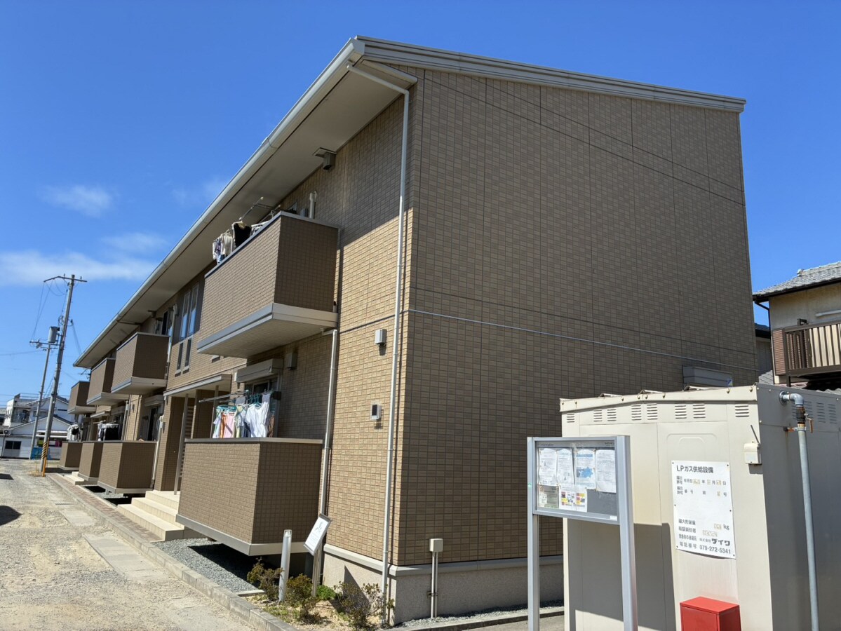 ヴィラ　フォレスティアの物件外観写真