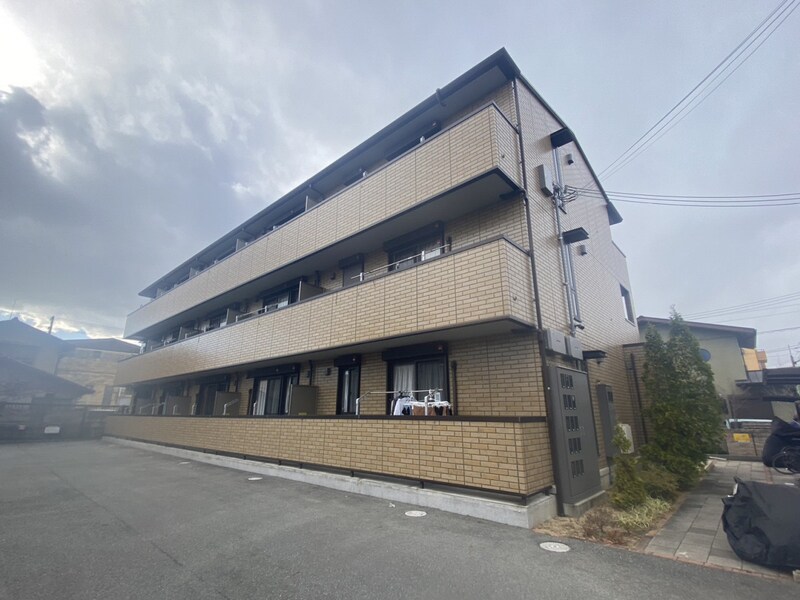 アーク土山の物件外観写真