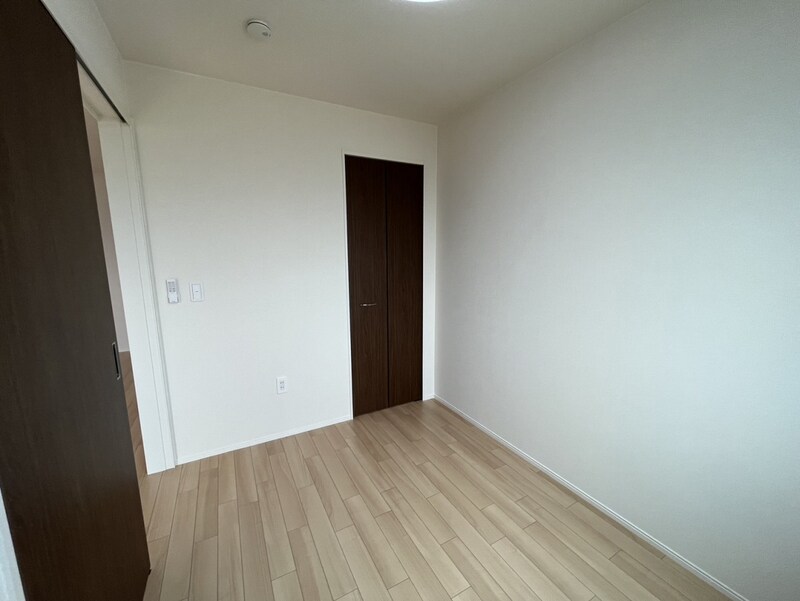 コントレイル糸引の物件内観写真