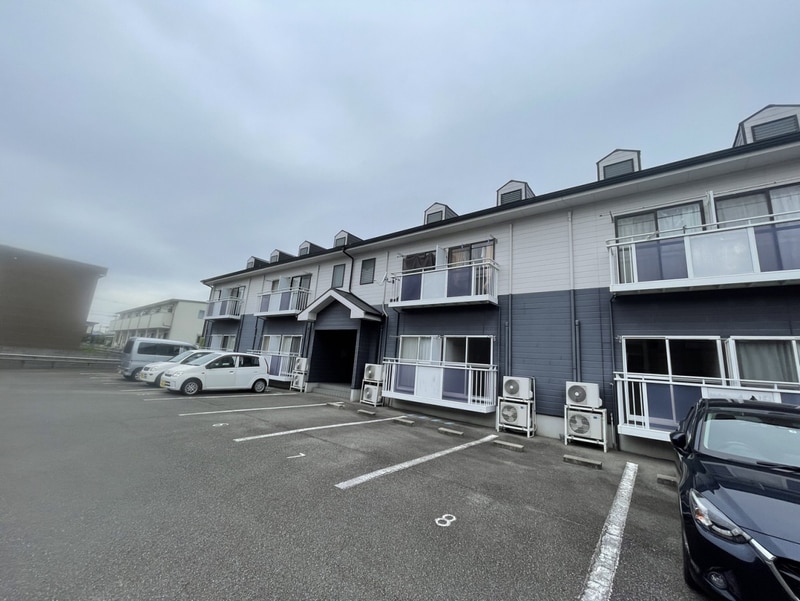 エトランス太子の物件外観写真