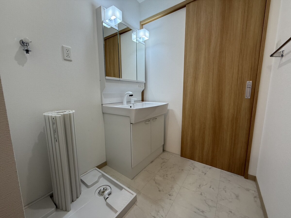 バレンシア三左衛門の物件内観写真