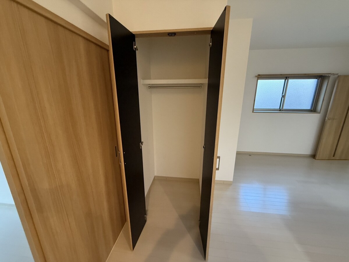 バレンシア三左衛門の物件内観写真