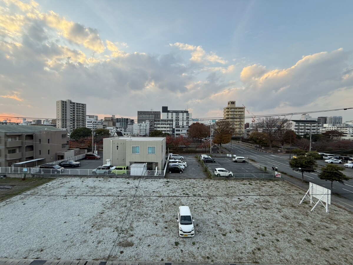 バレンシア三左衛門の物件内観写真