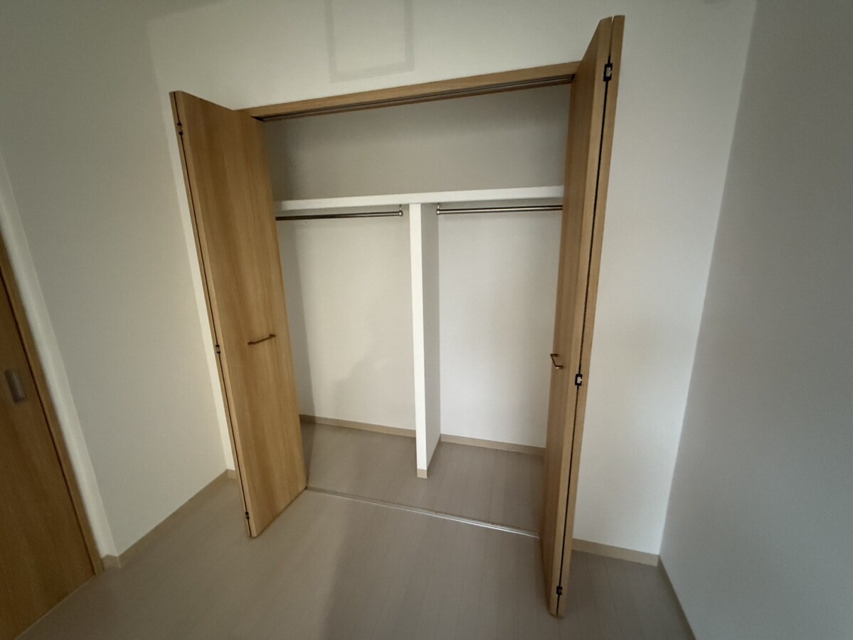 バレンシア三左衛門の物件内観写真