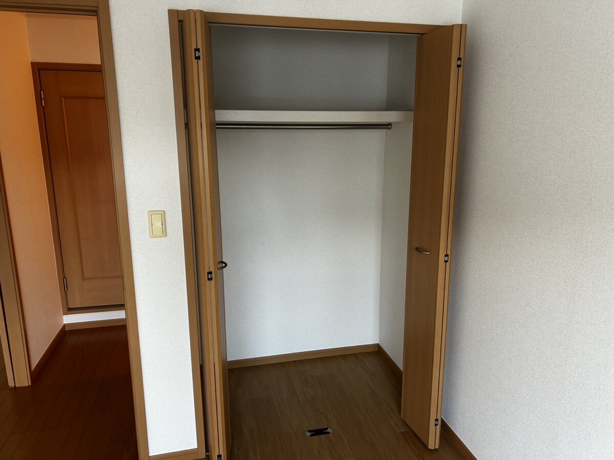 ヒルサイド緑ヶ丘Bの物件内観写真