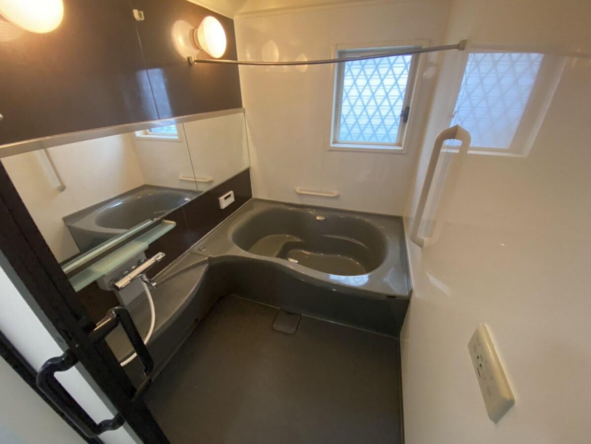 香寺町須加院貸家の物件内観写真