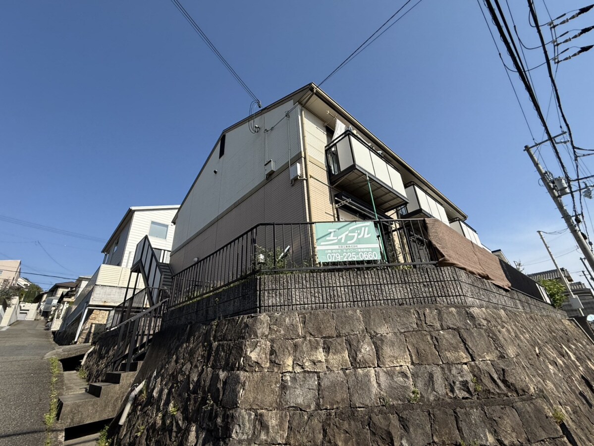 ウエストヴィラの物件外観写真