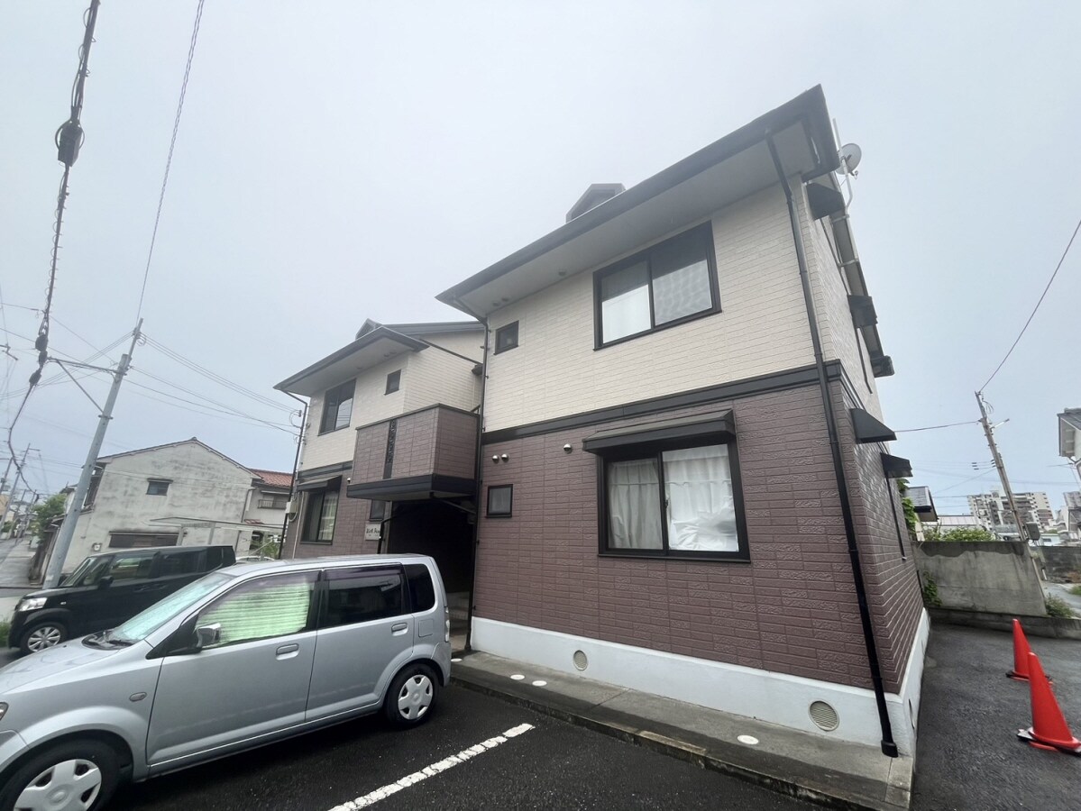 ウィズファイブの物件外観写真