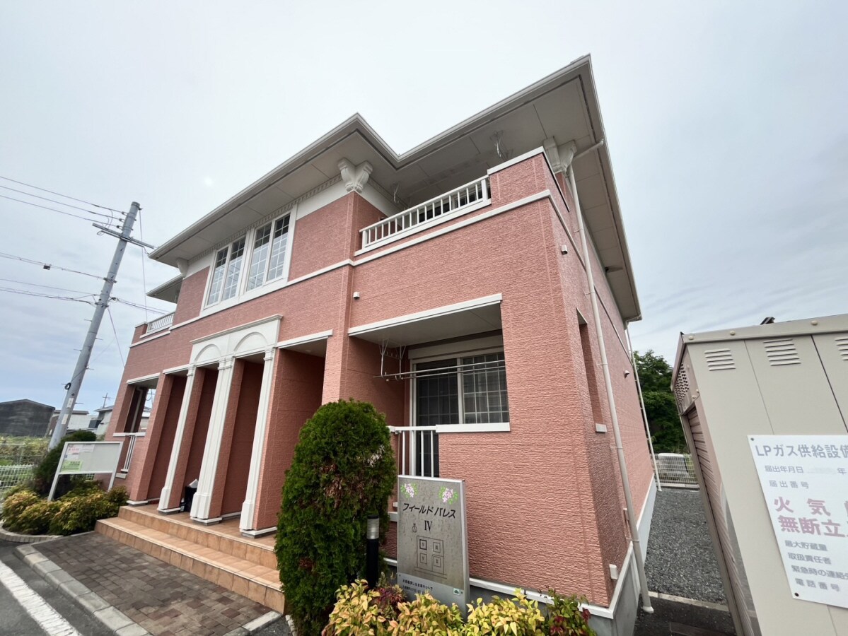 フィールドパレスⅣの物件外観写真