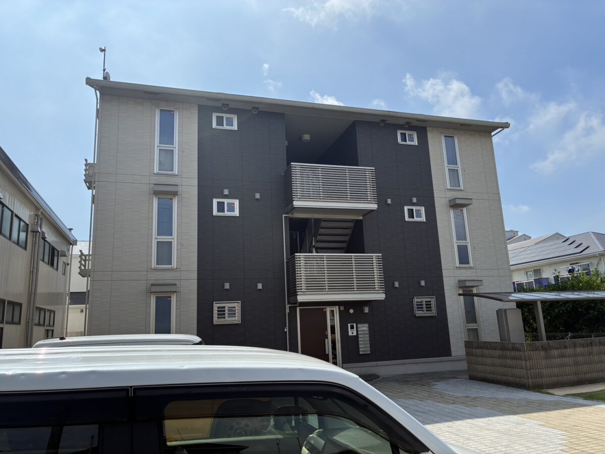 アズールの物件外観写真