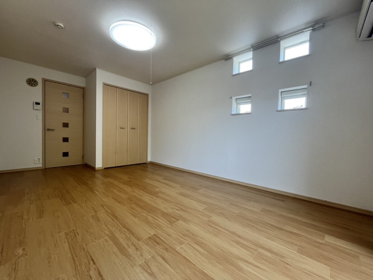 アウローラ市川の物件内観写真