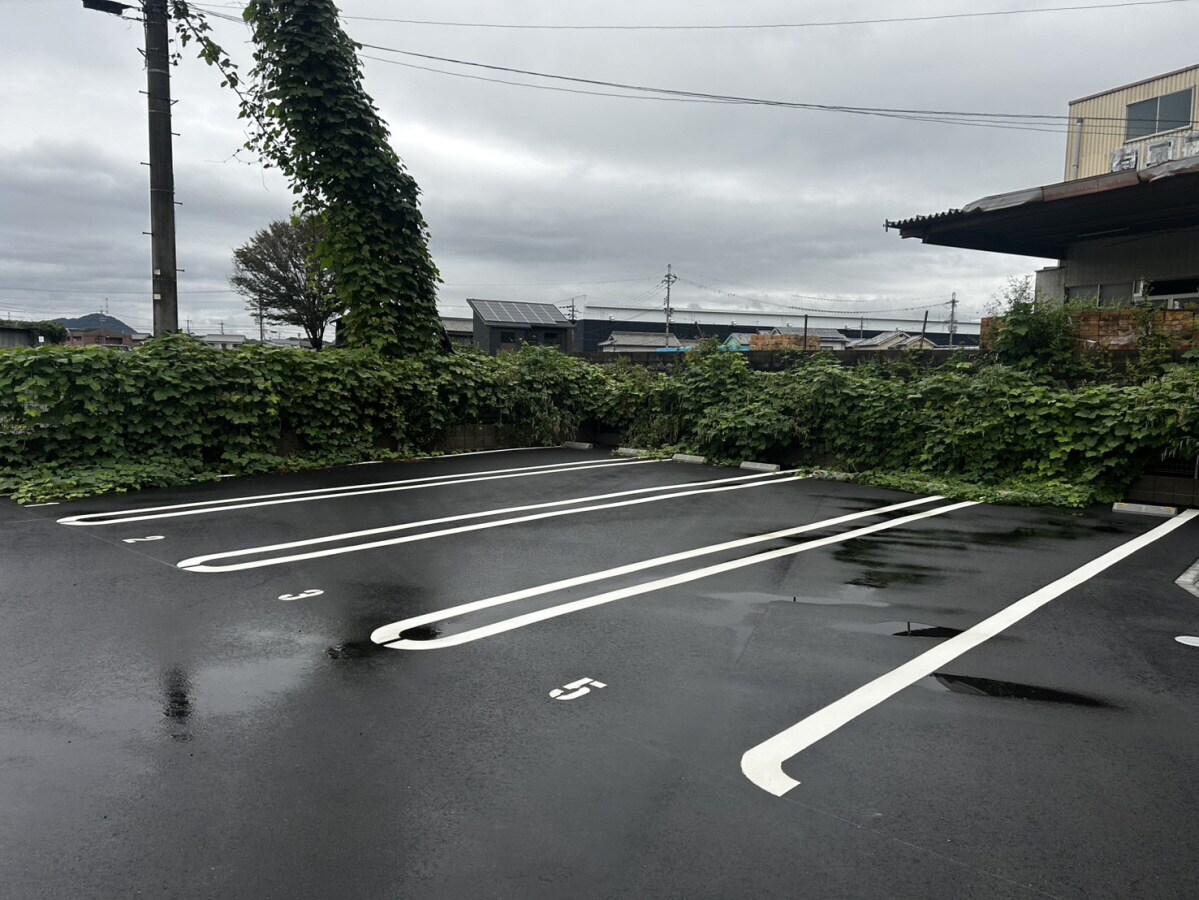 アヴェルラ・プラスの物件外観写真