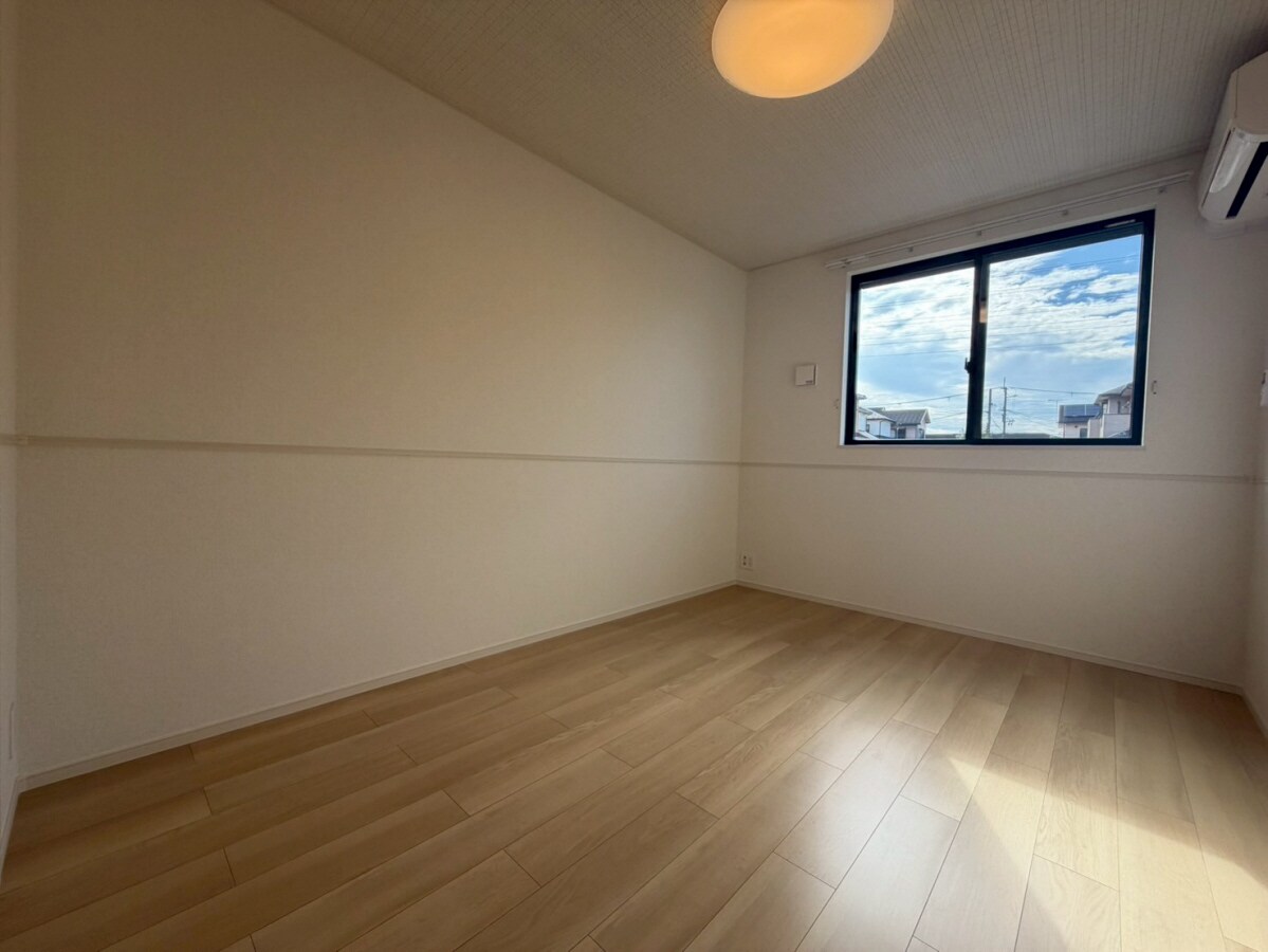 シャリテイ・ベルⅠの物件内観写真