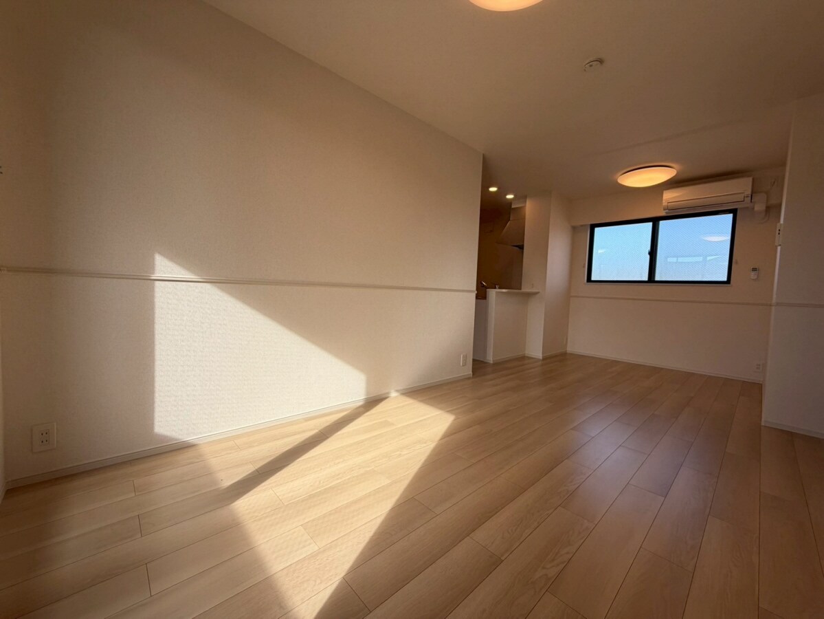 シャリテイ・ベルⅠの物件内観写真