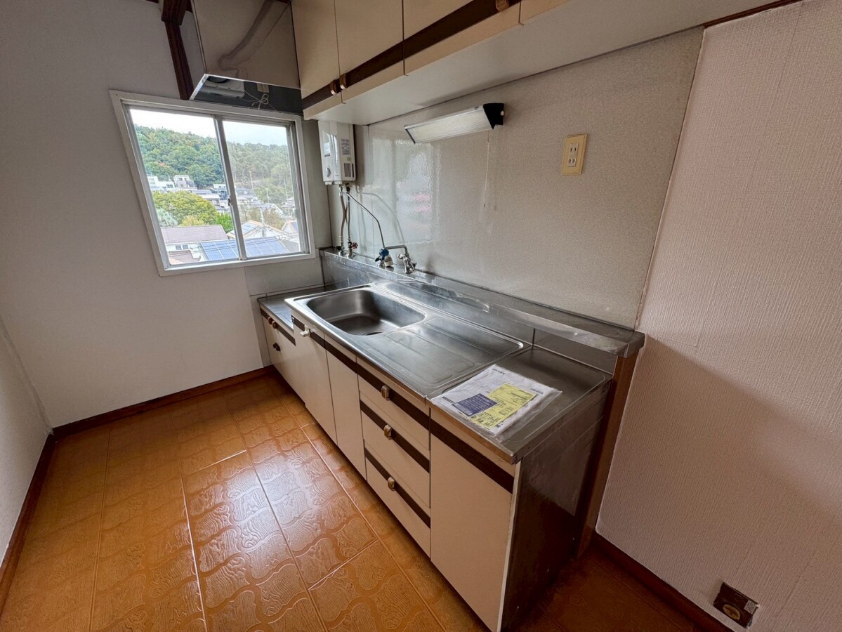 青山年ヶ森ハイツA棟の物件内観写真