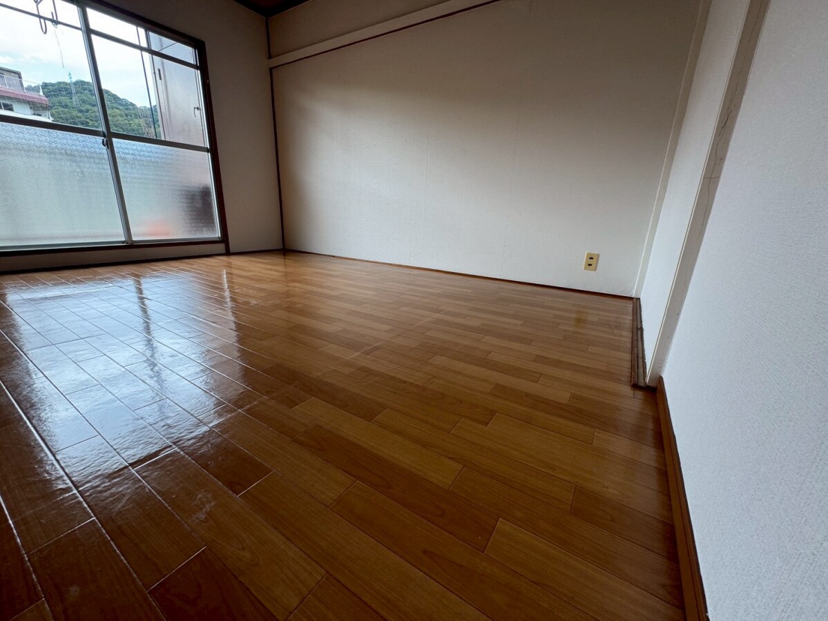 青山年ヶ森ハイツA棟の物件内観写真