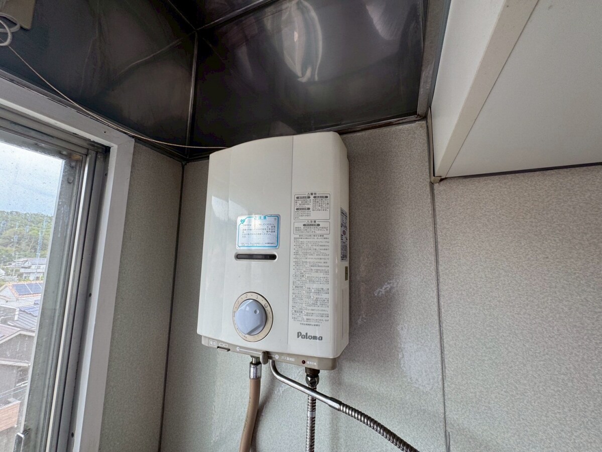 青山年ヶ森ハイツA棟の物件内観写真