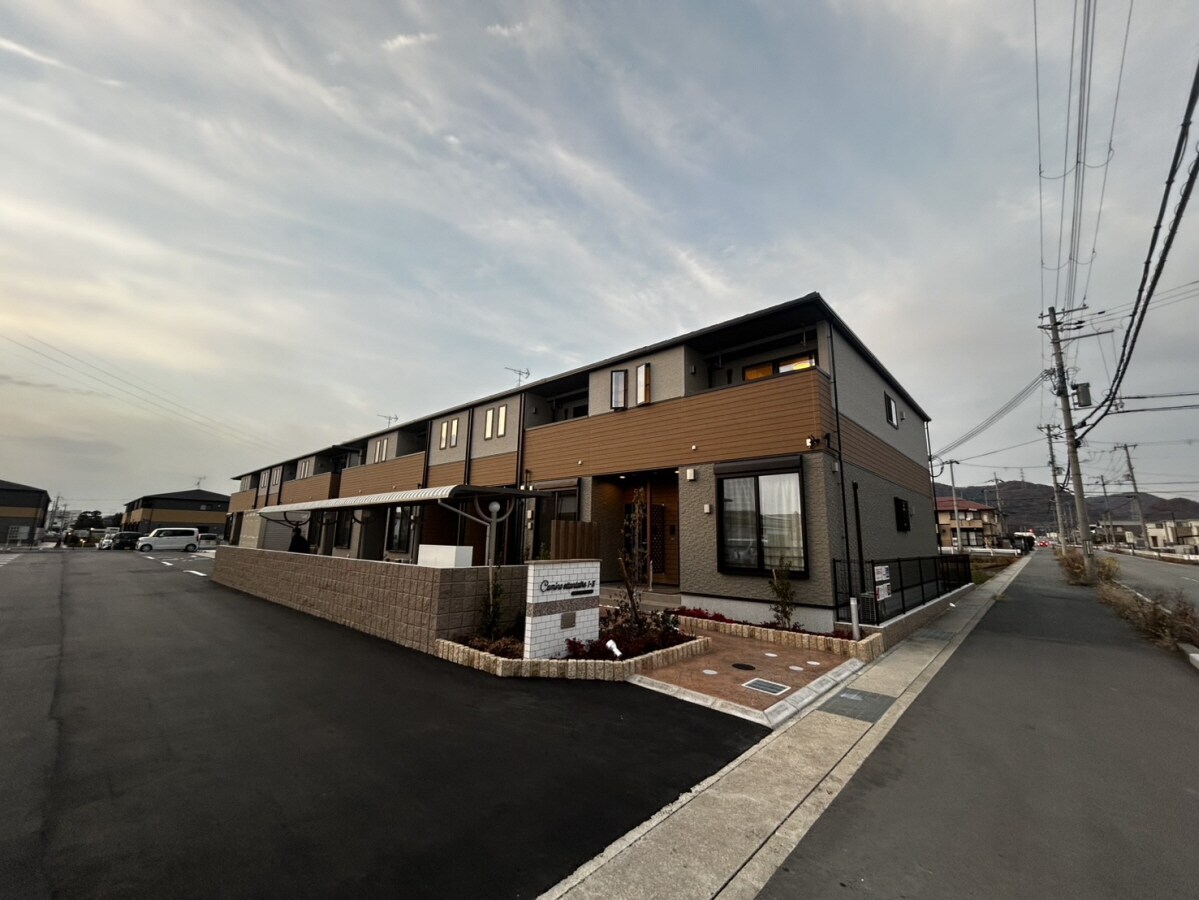 カミーノオタンタトレⅠの物件外観写真