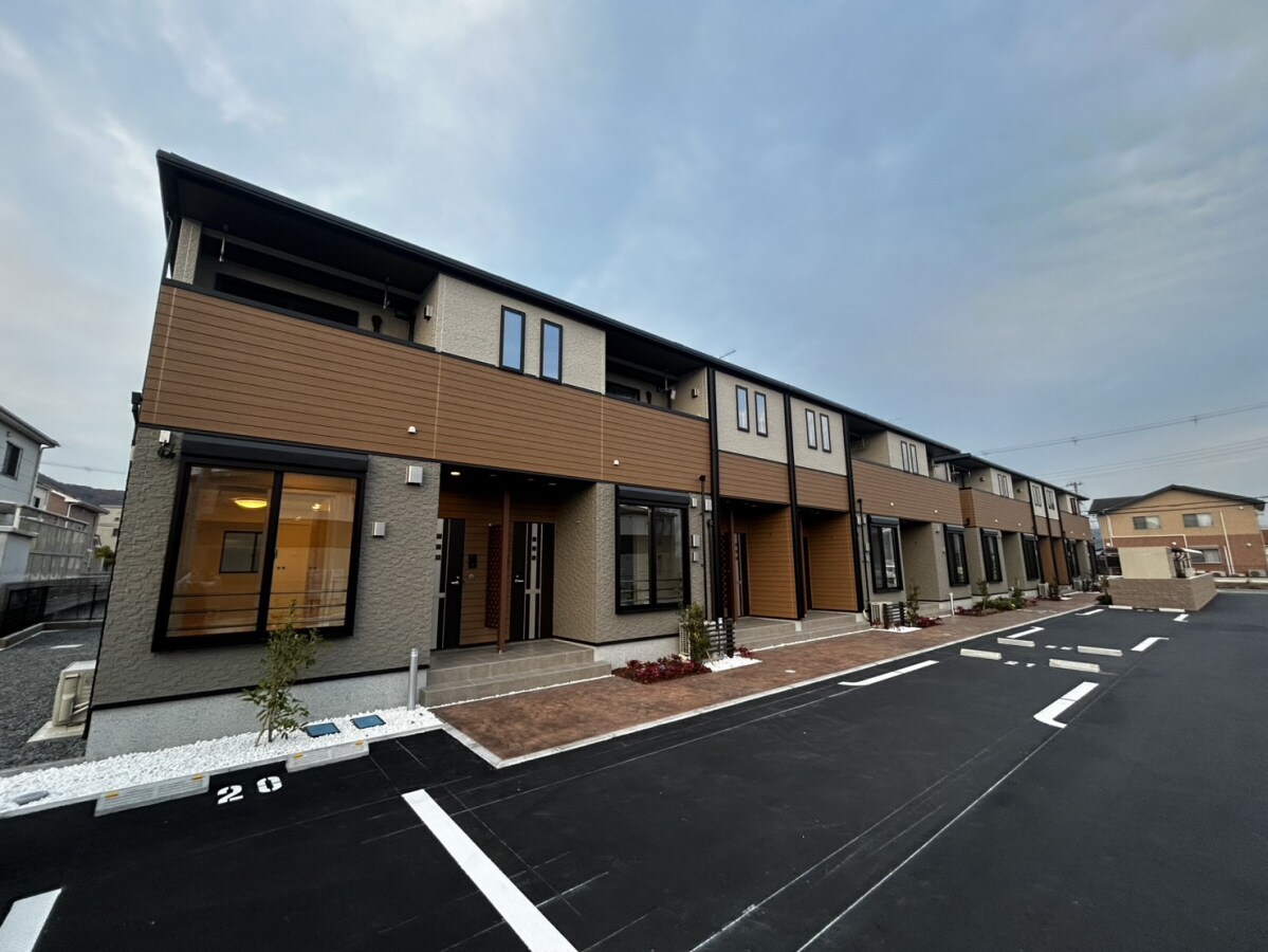 カミーノオタンタトレⅡの物件外観写真