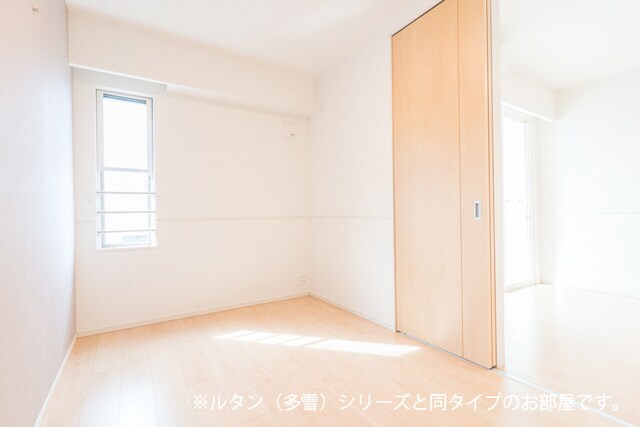 メゾン・シャトンⅠの物件内観写真