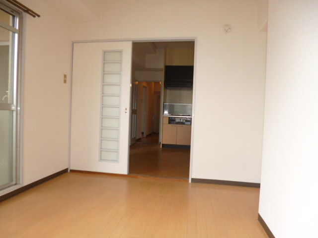 ロイヤルコーポ姫路の物件内観写真