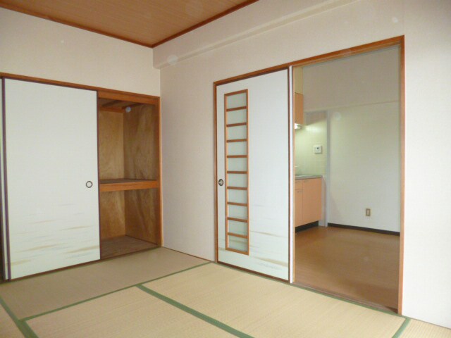 ロイヤルコーポ姫路の物件内観写真