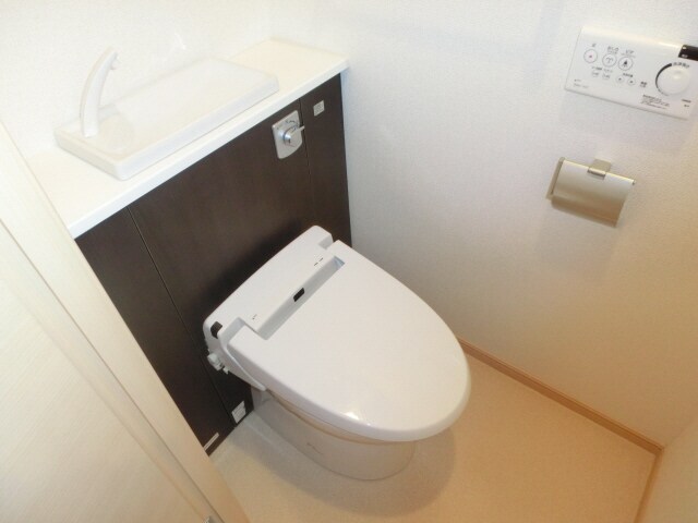 ポーシェガーデン５の物件内観写真