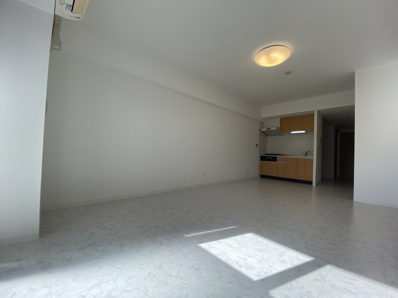 キャッスルコート西新町の物件内観写真