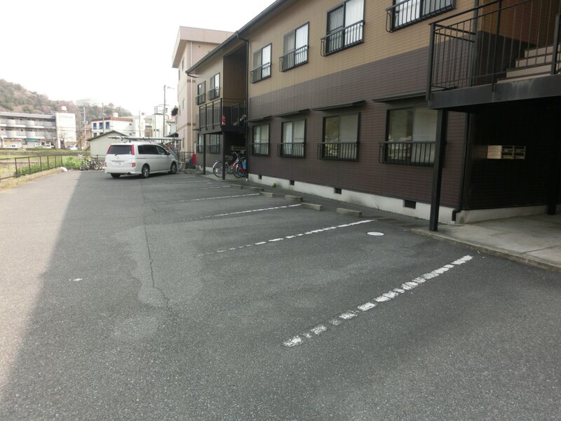 メゾンエルムの物件外観写真