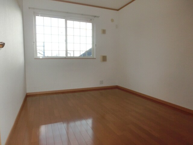 ヴィラ・ポポラーレⅠの物件内観写真