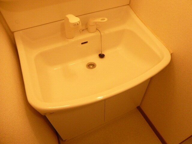 グランドゥールＢの物件内観写真