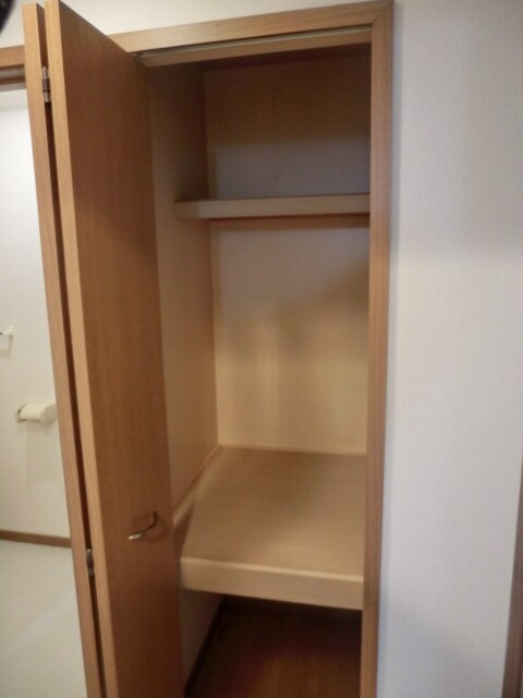 グランドゥールＢの物件内観写真