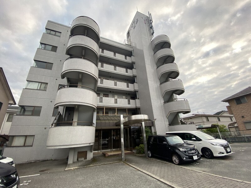 ラグレイス姫路の物件外観写真