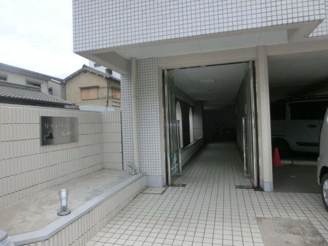 リッチウォーク城の東の物件外観写真