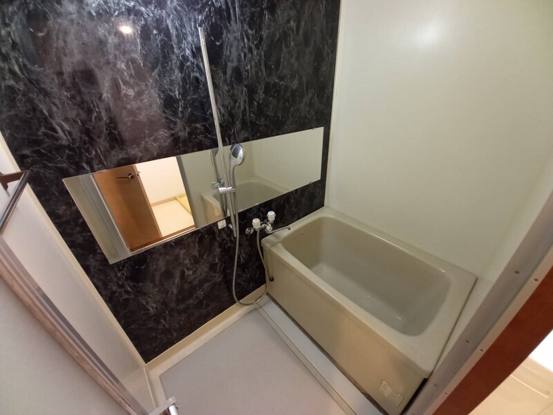 レジデンス英賀保の物件内観写真