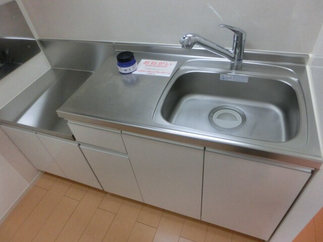 グラスランドの物件内観写真