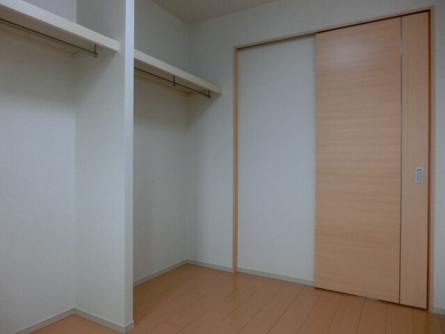 グラスランドの物件内観写真