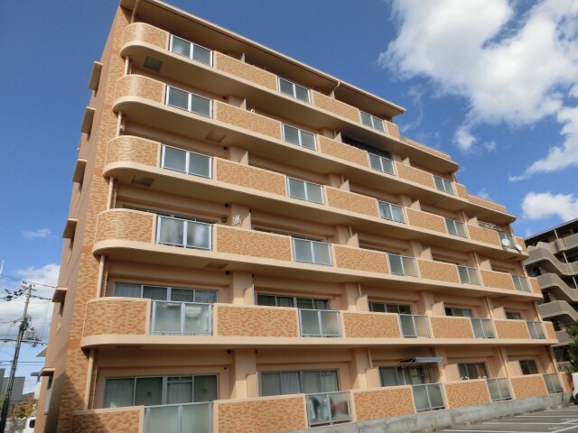 ファルネーゼ鵤の物件外観写真