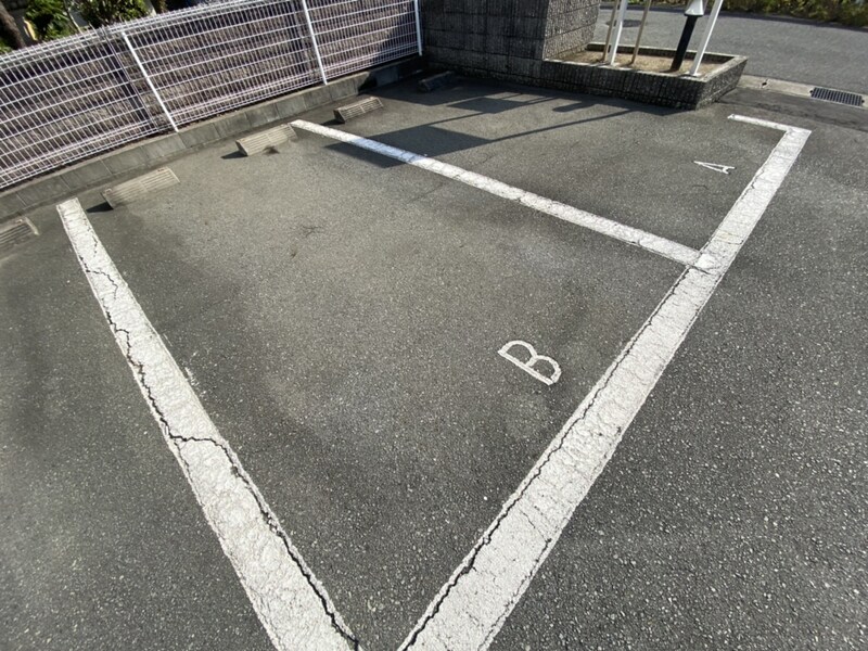 東フラワーの物件外観写真