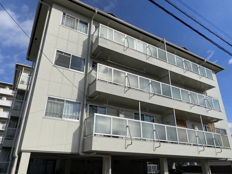 メゾン嵐山　の物件外観写真