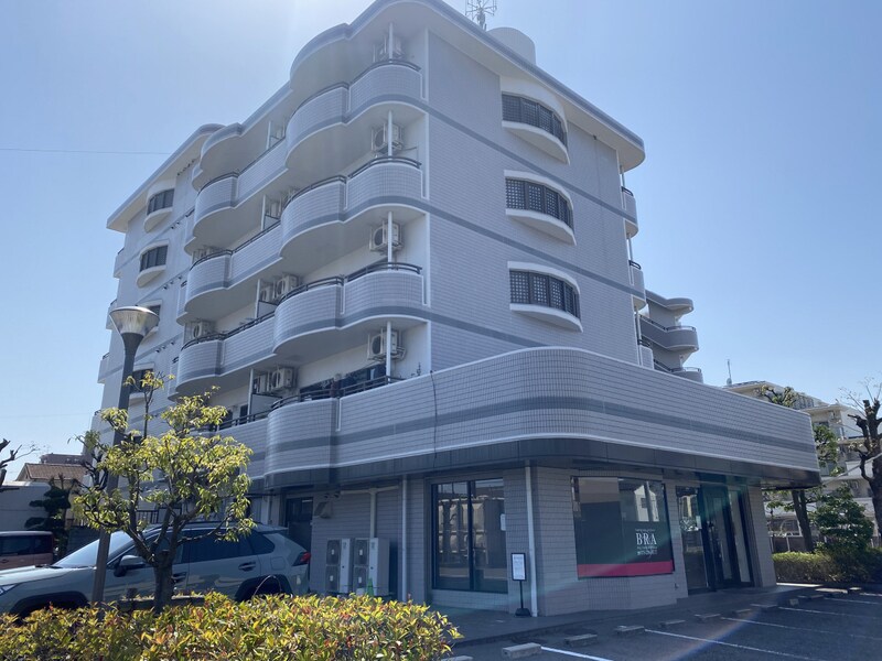 メゾンヒカリの物件外観写真