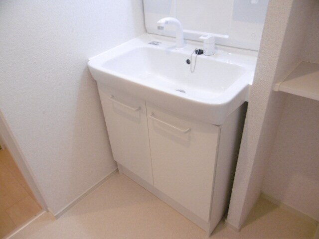 カーサ・ヴィラジオⅡの物件内観写真