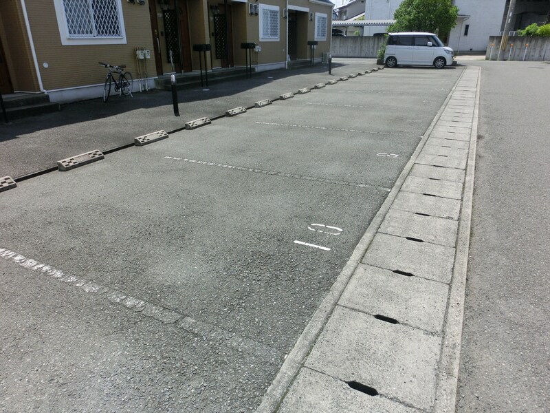 サニーパークの物件外観写真