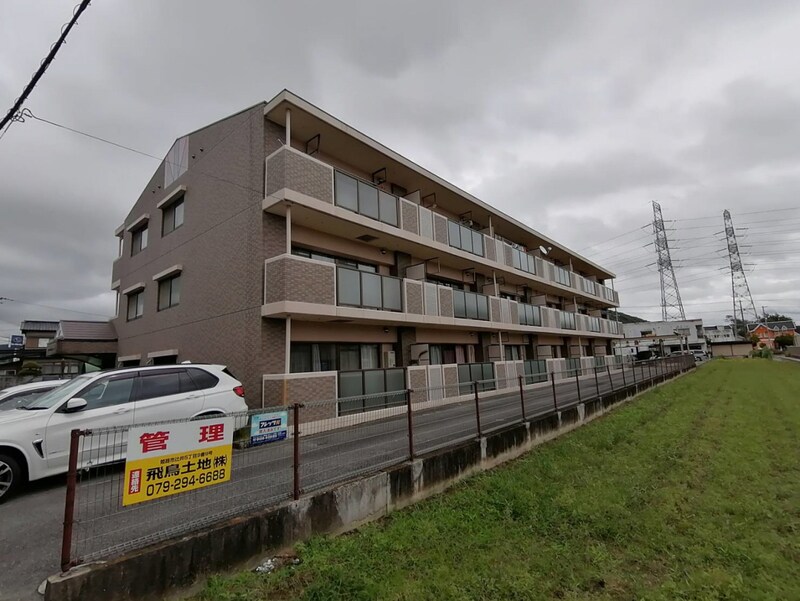 ヴィラ・プリマベーラの物件外観写真