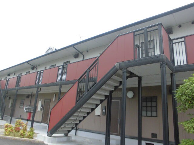 ハッピーバード市川の物件外観写真