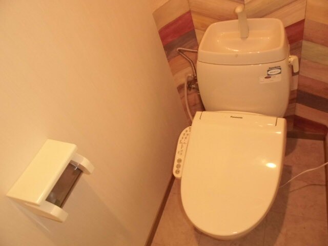 ハッピーバード市川の物件内観写真