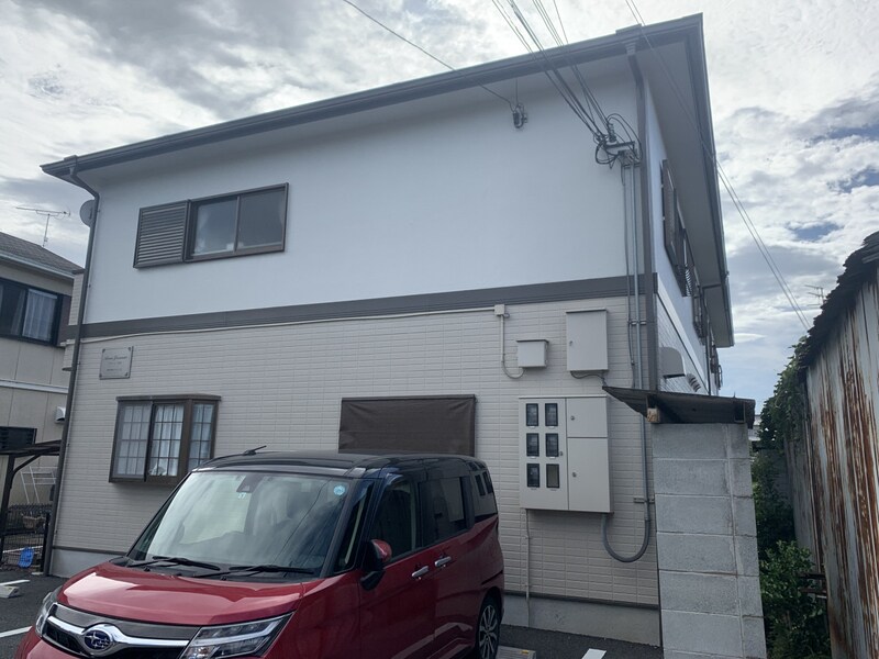 アベニュー安室の物件外観写真