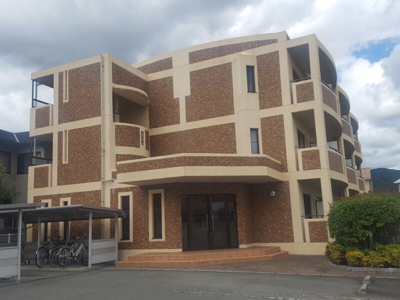 ジュネス・アビタシオンの物件外観写真