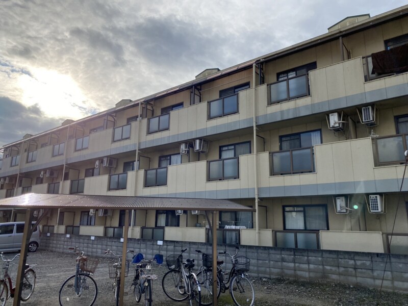 オーキッドコートの物件外観写真